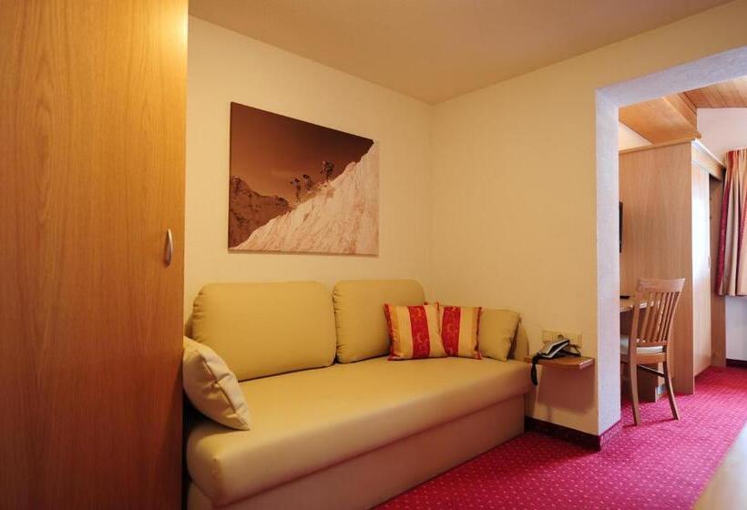 스탠다드 룸, Toni