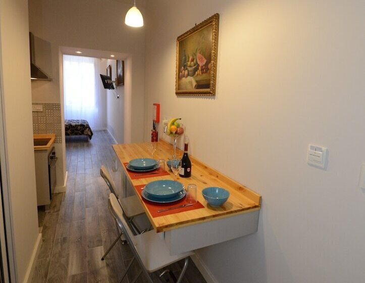 اتاق استاندارد با تخت بزرگ, Paulos Valletta