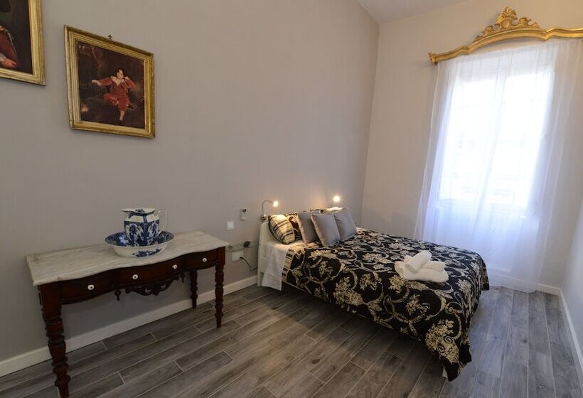 اتاق استاندارد با تخت بزرگ, Paulos Valletta