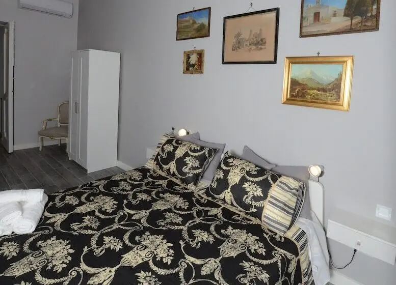 اتاق استاندارد, Paulos Valletta