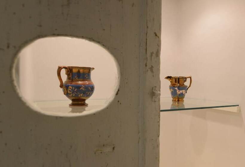 اتاق استاندارد, Paulos Valletta