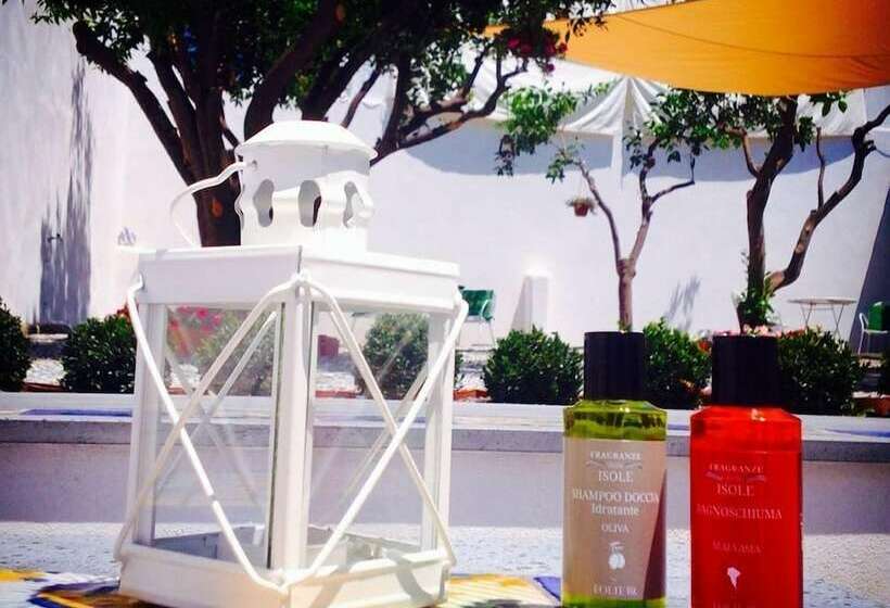 غرفة قياسية مطلّة علي الحديقة, Punta Sallustro Lipari