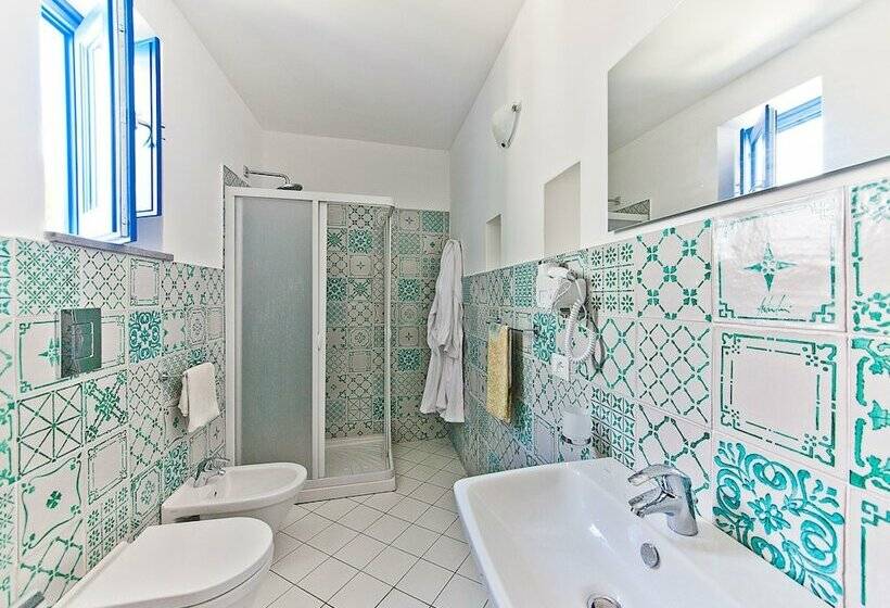 غرفة قياسية مطلّة علي الحديقة, Punta Sallustro Lipari