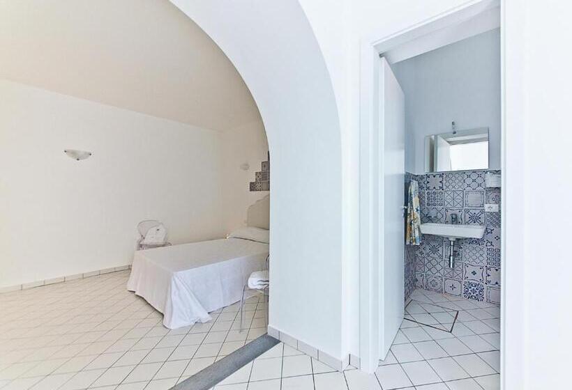 غرفة ديلوكس, Punta Sallustro Lipari