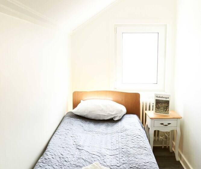 Standard Cuadruple Room Shared Bathroom, Pensionat Augustin