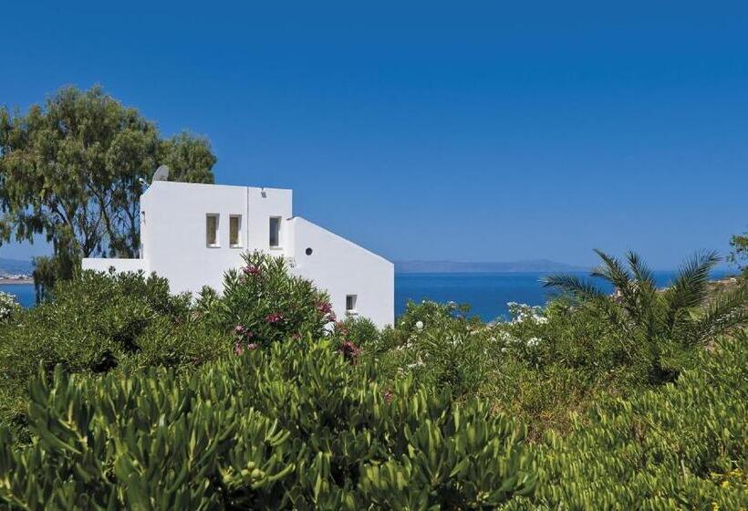 استودیوی استاندارد, Tersanas Village Apartments