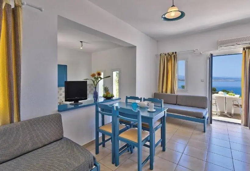 آپارتمان 1 خوابه با چشم‌انداز دریا, Tersanas Village Apartments