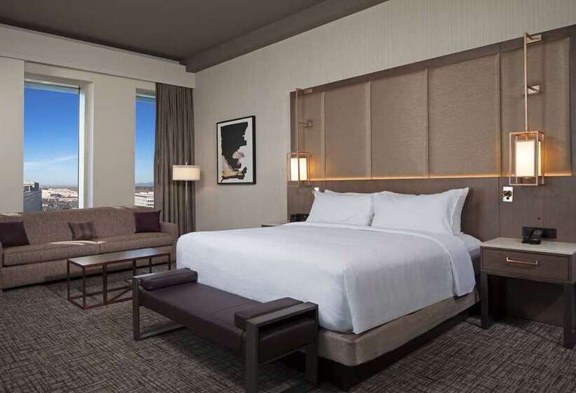 带观景和大床的豪华房间, H Hotel Los Angeles, Curio Collection By Hilton