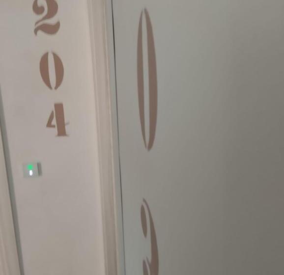 Estudio Estàndard, Abel & Residence