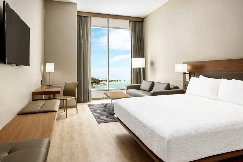 اتاق استاندارد با تخت بزرگ, Ac Hotel By Marriott San Francisco Airport/oyster Point Waterfront