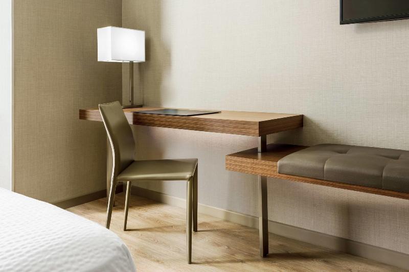 Стандартный Номер Кровать Кинг, Ac Hotel By Marriott San Francisco Airport/oyster Point Waterfront