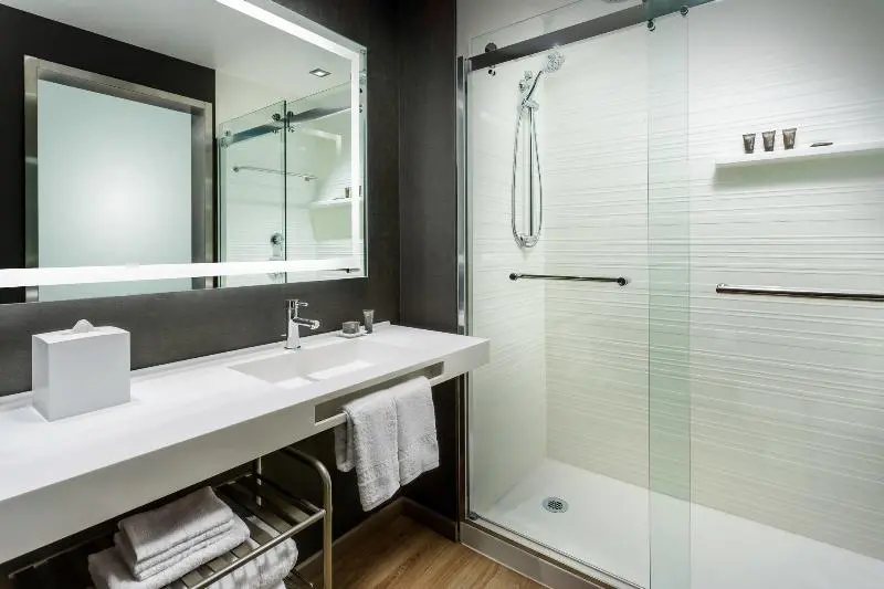 سوئیت با تخت بزرگ, Ac Hotel By Marriott San Francisco Airport/oyster Point Waterfront