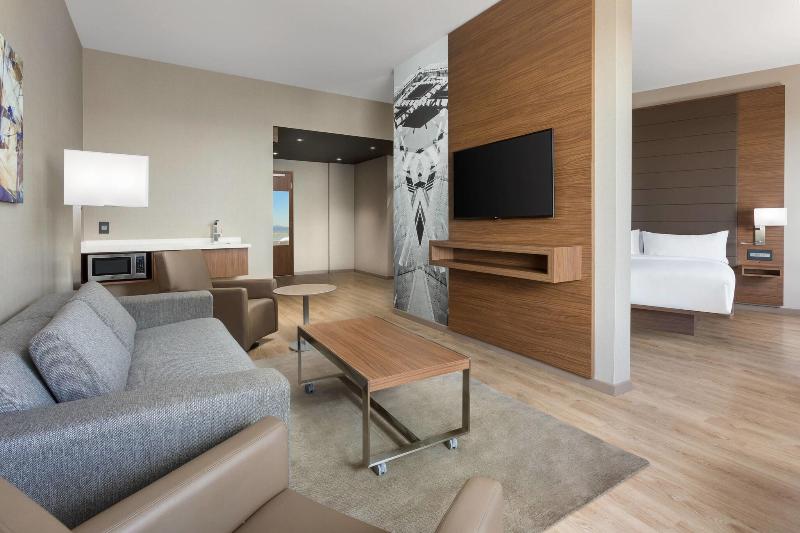 Люкс Кровать Кинг, Ac Hotel By Marriott San Francisco Airport/oyster Point Waterfront