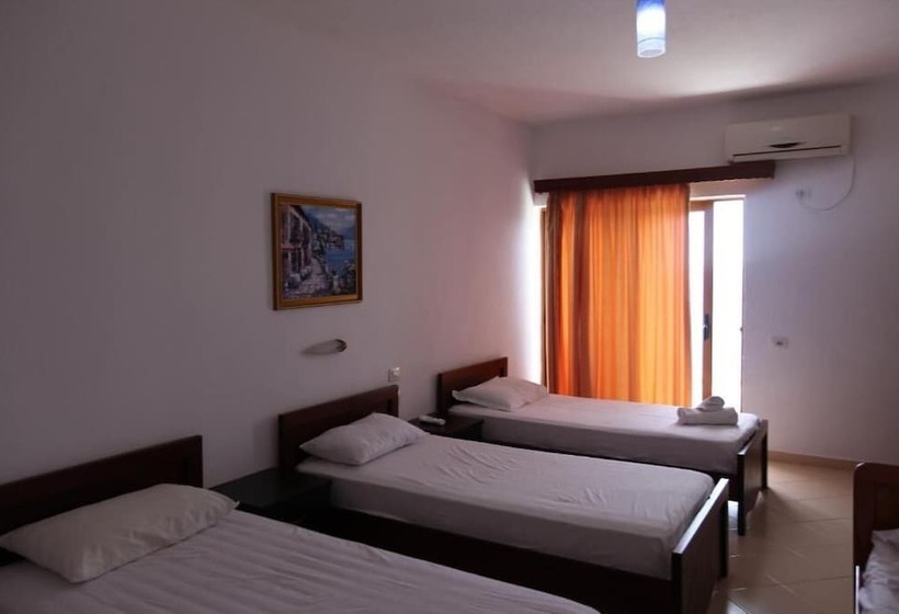 Triple Room Sea View, Blue Bay