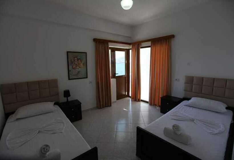 景色の見えるスタンダード4人部屋, Blue Bay