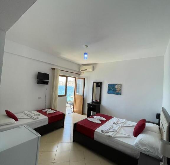 Triple Room Sea View, Blue Bay