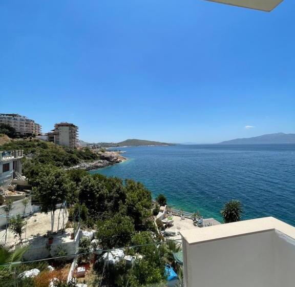 サイドオーシャンビューエコノミールーム, Blue Bay