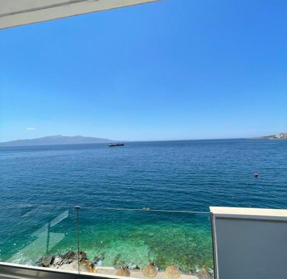 オーシャンビュースタンダードルーム, Blue Bay