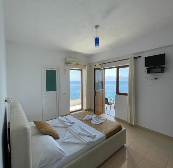 オーシャンビュースタンダードルーム, Blue Bay