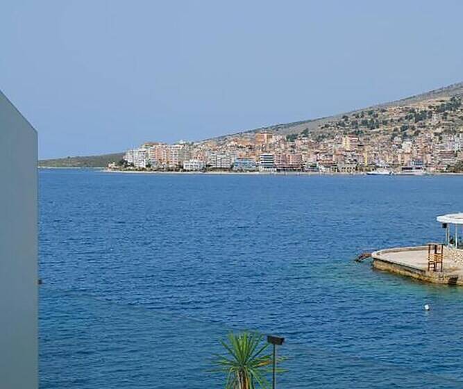 片側に海が見えるデラックスルーム, Blue Bay