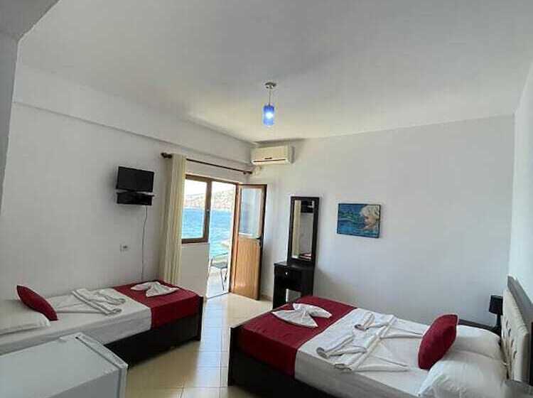 Triple Room Sea View, Blue Bay
