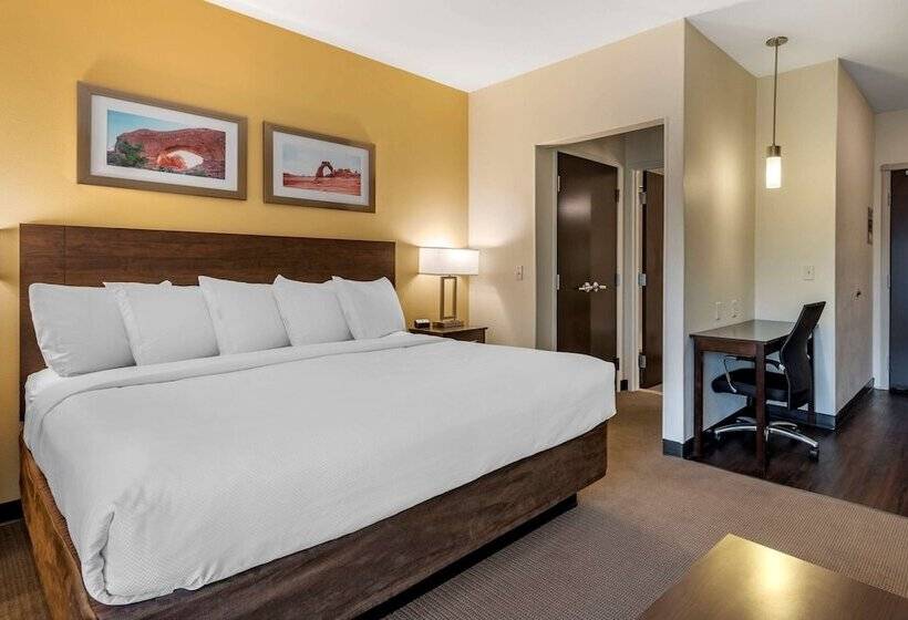 Люкс, Mainstay Suites Moab Near Arches National Park