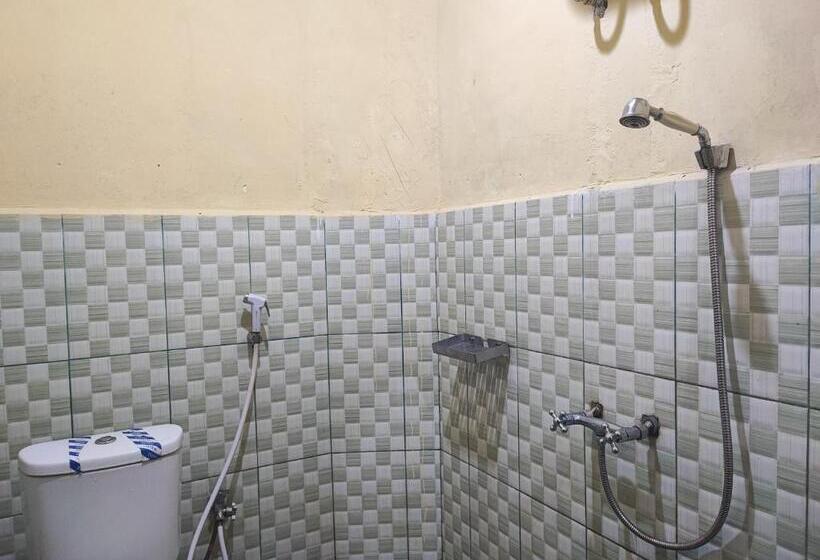 Pokój Standard, Reddoorz Syariah At Hotel Matahari 1 Jambi