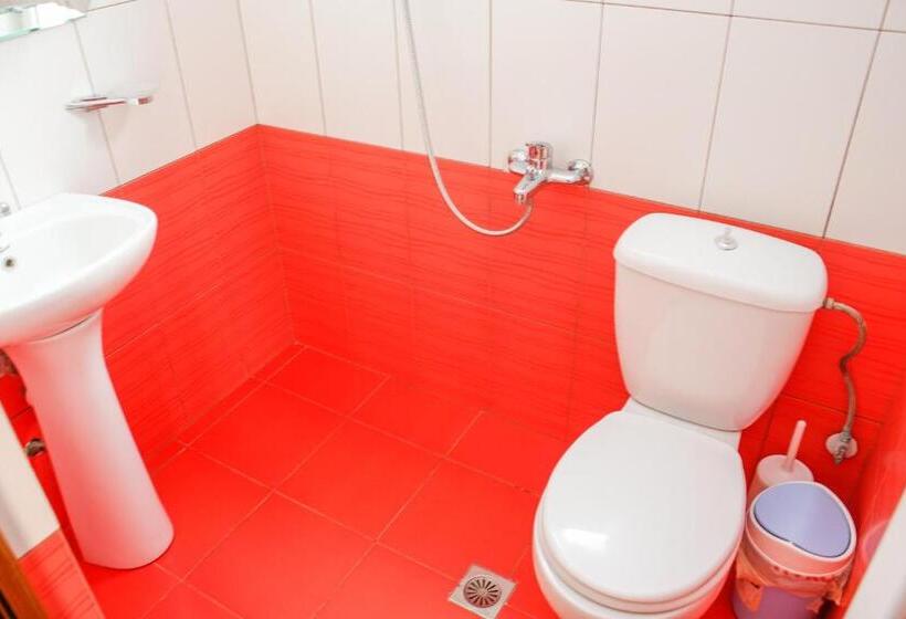 Apartament 1 Dormitori amb Balcó, New Crystal