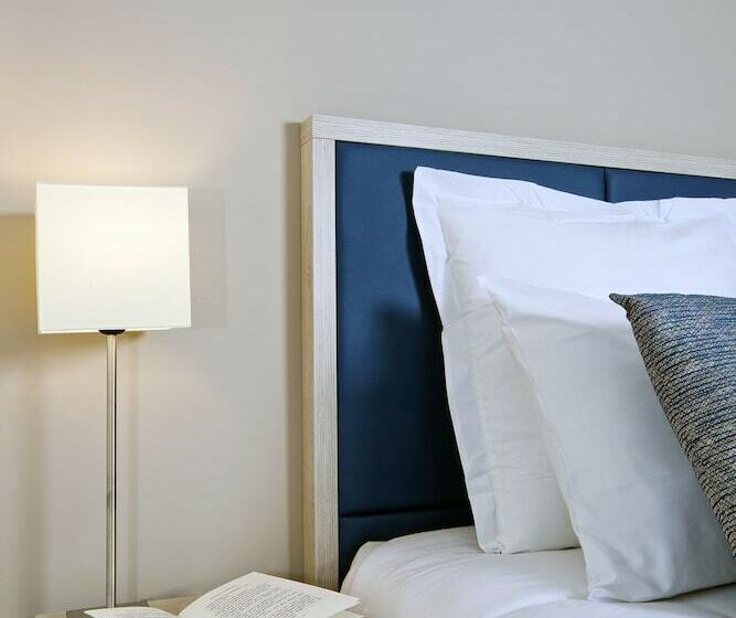 استودیوی استاندارد, Sejours & Affaires Paris Davout