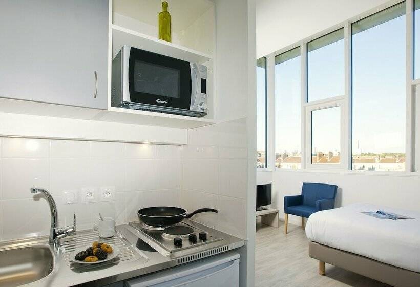 استودیوی استاندارد, Sejours & Affaires Paris Davout