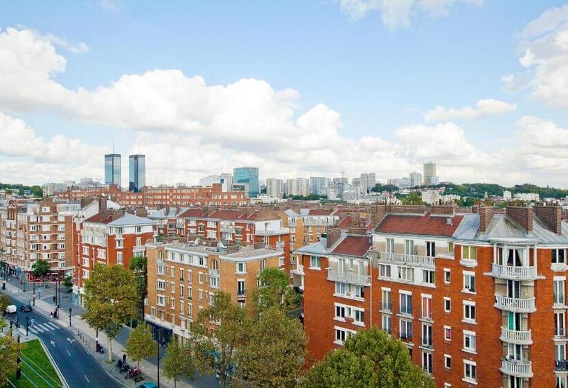 استودیوی استاندارد, Sejours & Affaires Paris Davout