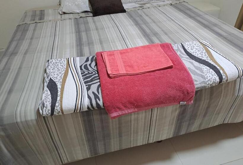 اتاق لوکس خانوادگی, Sur Backpackers