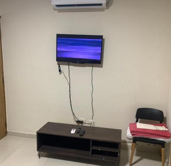 اتاق لوکس, Sur Backpackers