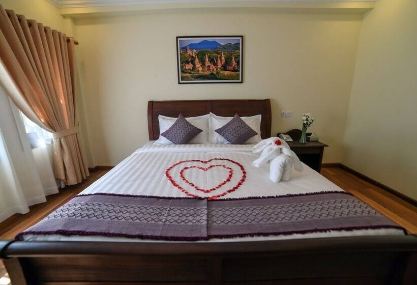 Deluxe Room, Bagan View