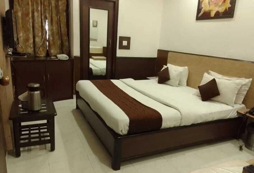 豪华房间, Didi International