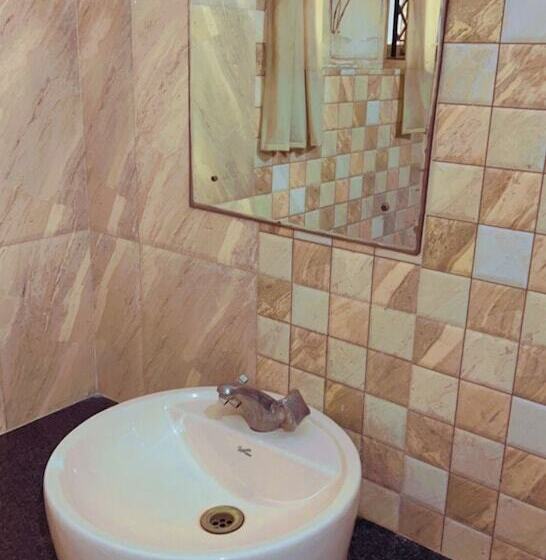 豪华房间, Didi International