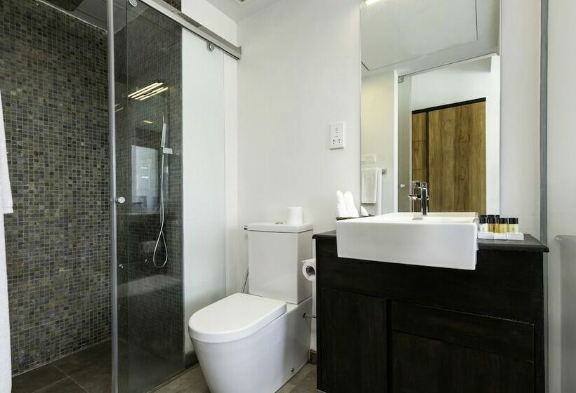 디럭스 룸 도시 전망, Me Colombo