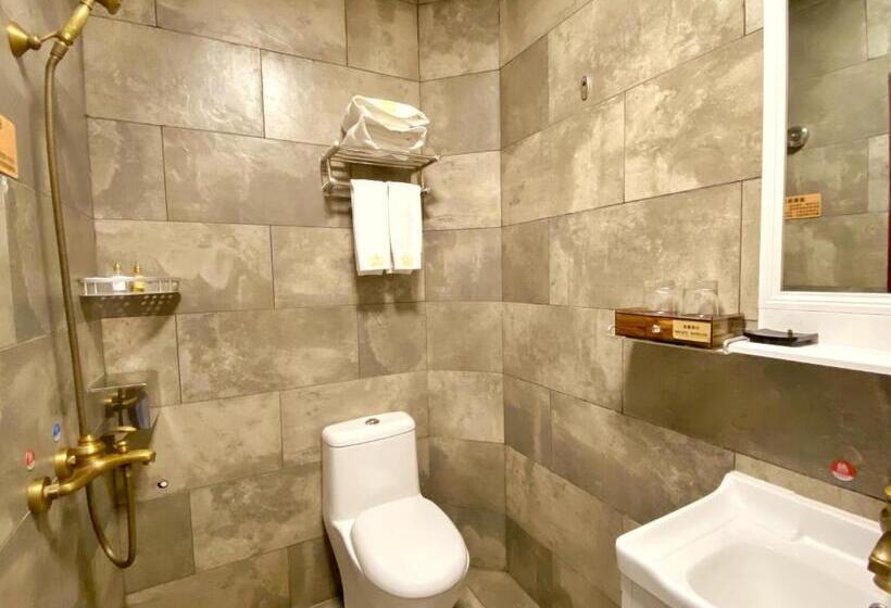 اتاق سوپریور, Mumian Inn