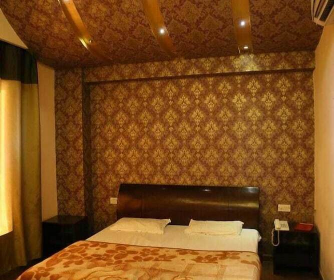 Номер Deluxe, Sydney Grand Hotel & Resort