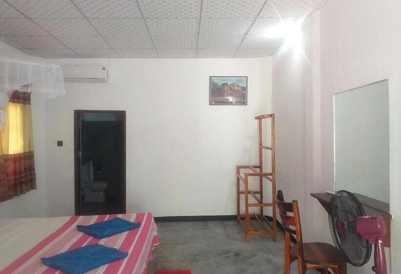 חדר משפחתי, Organic Farm Wish Prabha Lake View Homestay