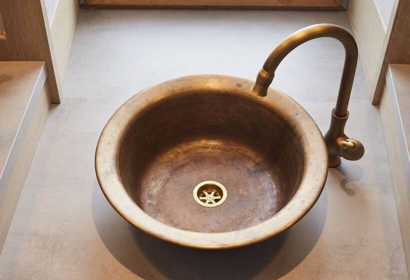 스튜디오 산전망, Amstelski