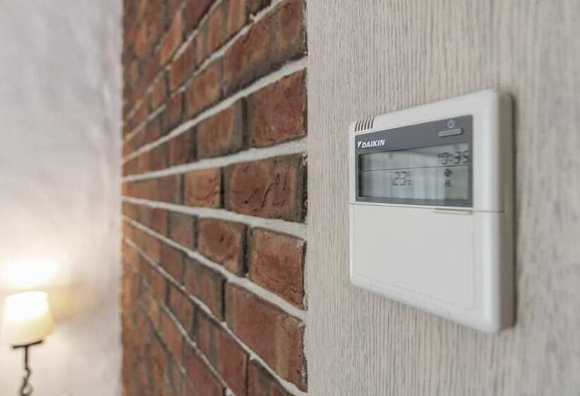 스튜디오 산전망, Amstelski