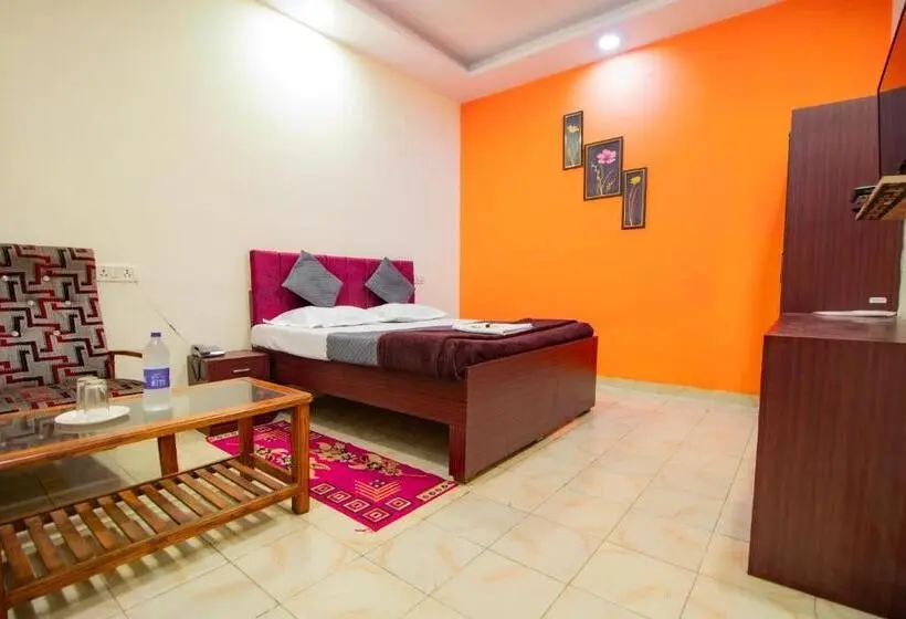 اتاق استاندارد با تخت بزرگ, Ashirwad