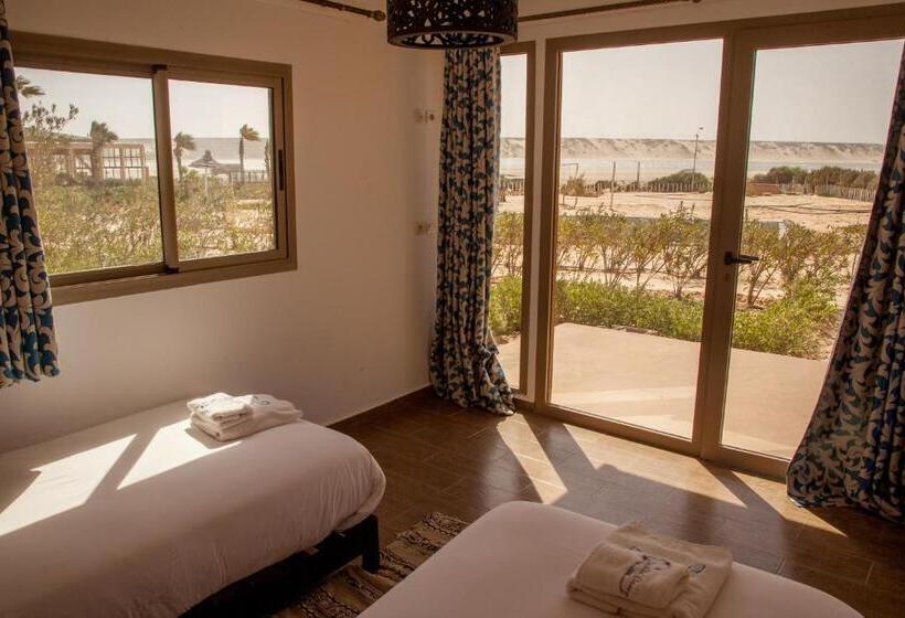 بنجلو قياسى مطل على البحر, Dakhla Camp