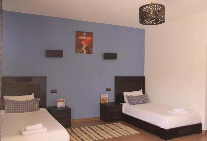 بنجلو ديلوكس, Dakhla Camp