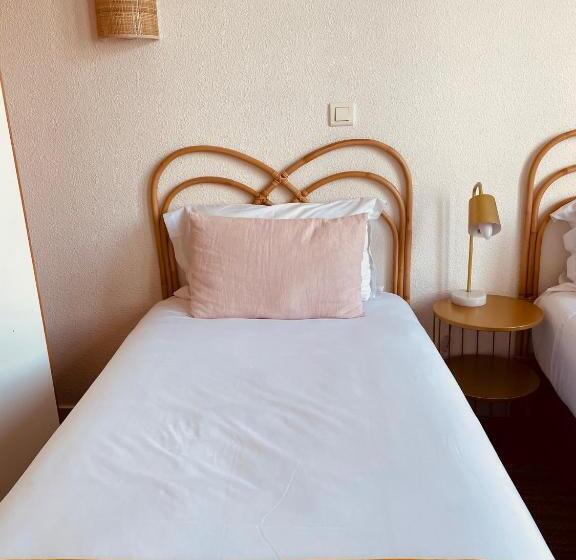 ファミリールーム, Hôtel Le Britannic   Centre Gare