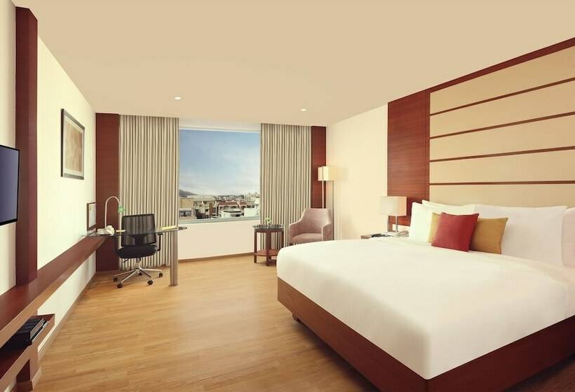 Президентский Люкс, Lemon Tree Hotel Coimbatore