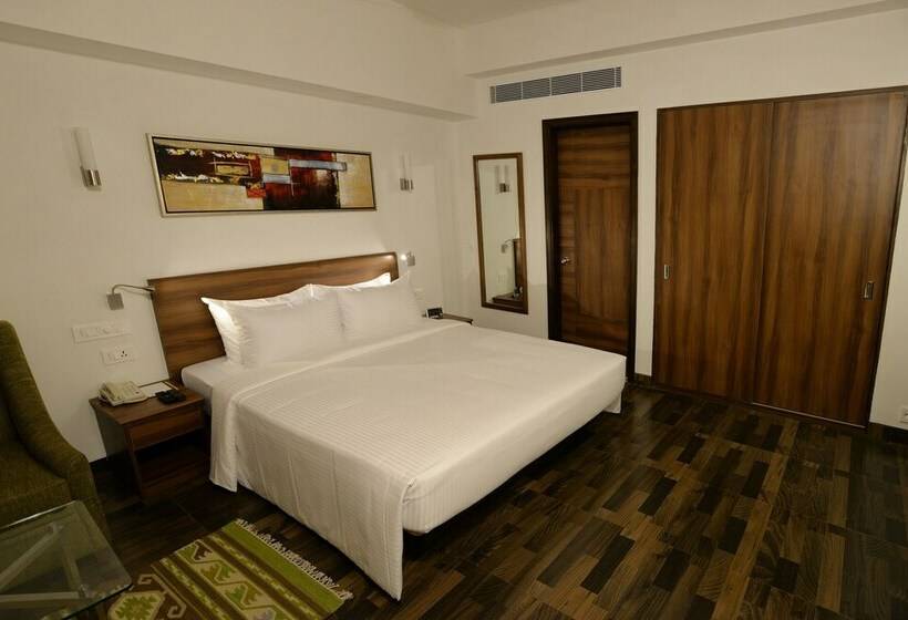 Президентский Люкс, Lemon Tree Hotel Coimbatore