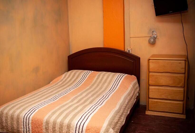 Номер Стандарт Совместная Ванная, Ugarte Street