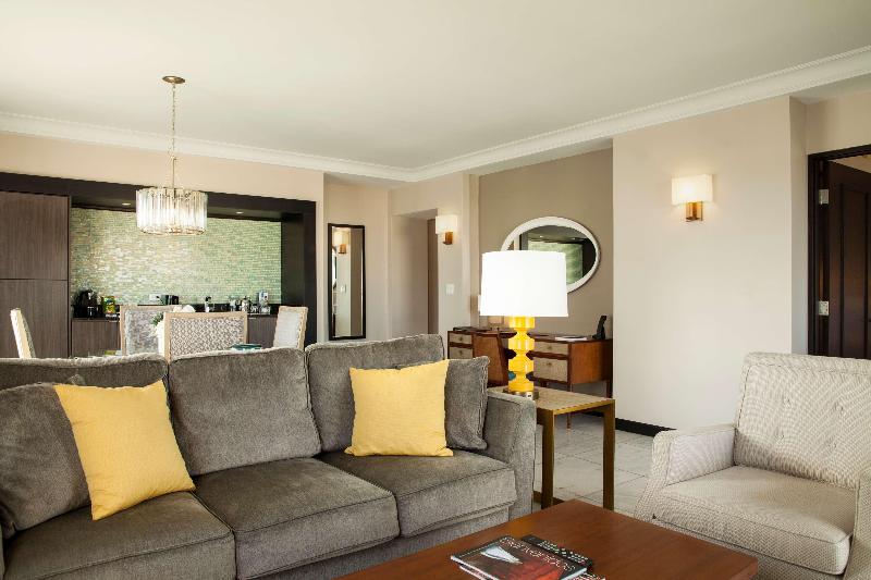 חדר דלוקס, Golden Tulip Essential Makassar